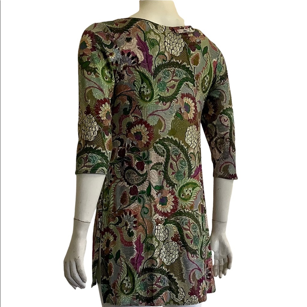 Tunic Top - Picture 2 of 4